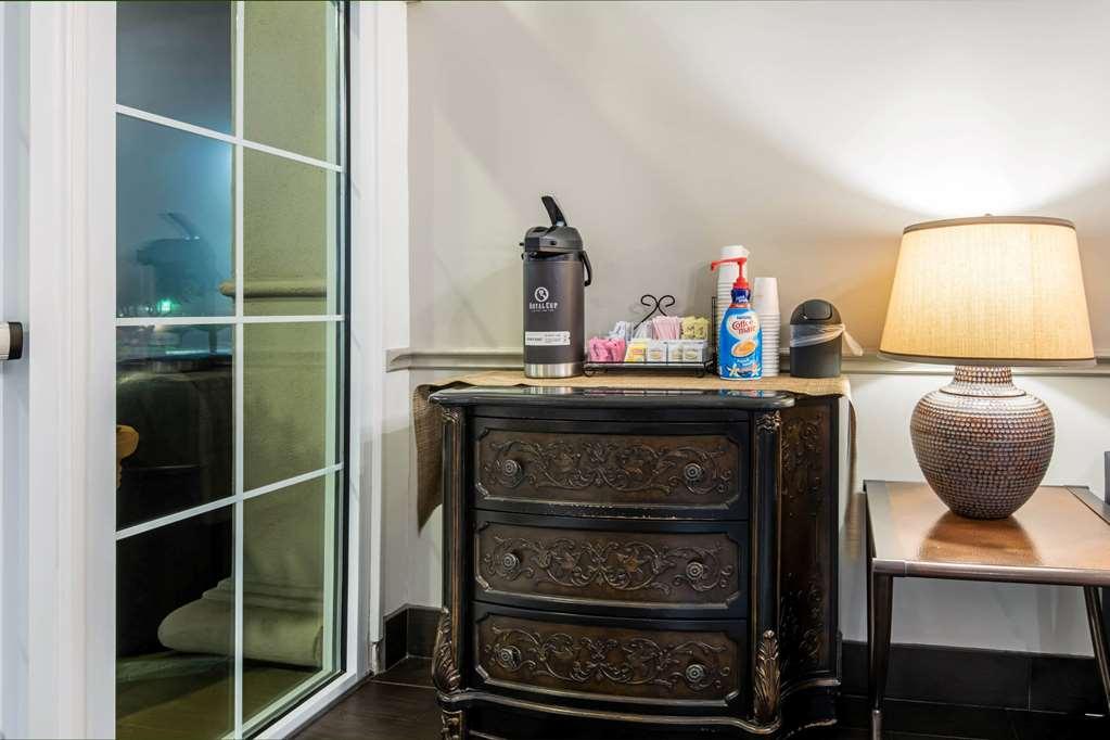 La Quinta Inn By Wyndham San Antonio Brooks City Base Einrichtungen foto