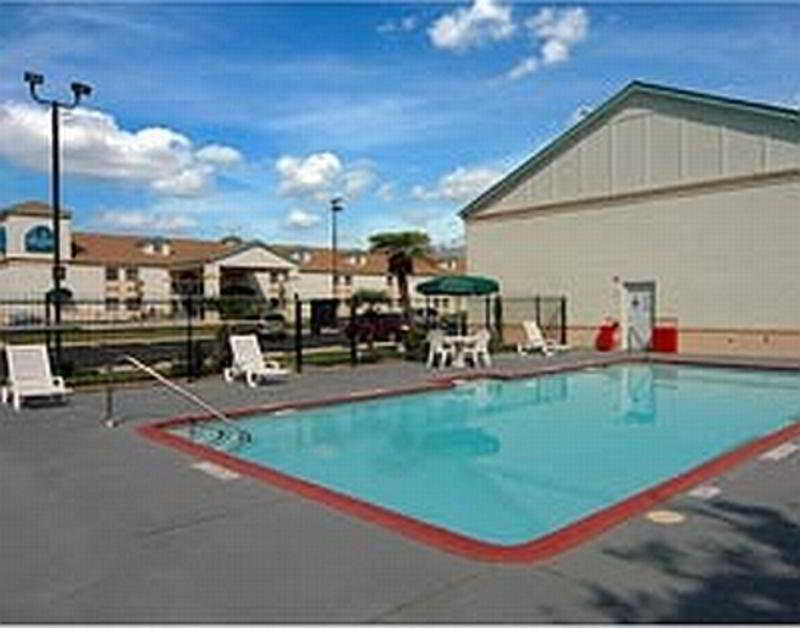 La Quinta Inn By Wyndham San Antonio Brooks City Base Exterior foto