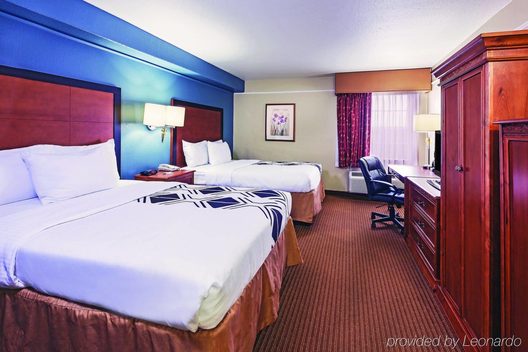 La Quinta Inn By Wyndham San Antonio Brooks City Base Exterior foto