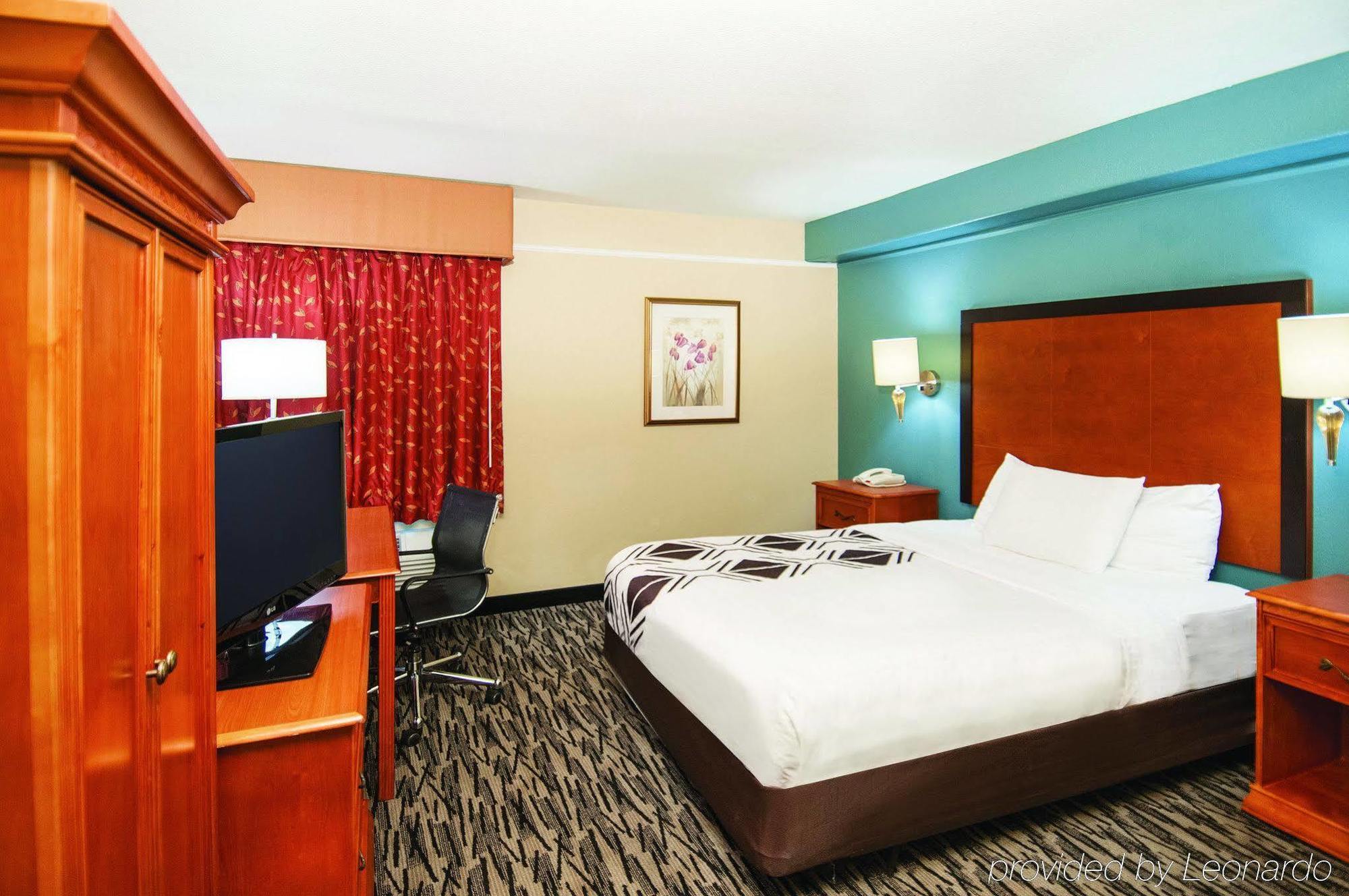 La Quinta Inn By Wyndham San Antonio Brooks City Base Exterior foto