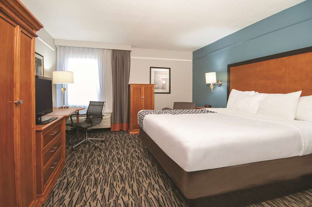 La Quinta Inn By Wyndham San Antonio Brooks City Base Zimmer foto